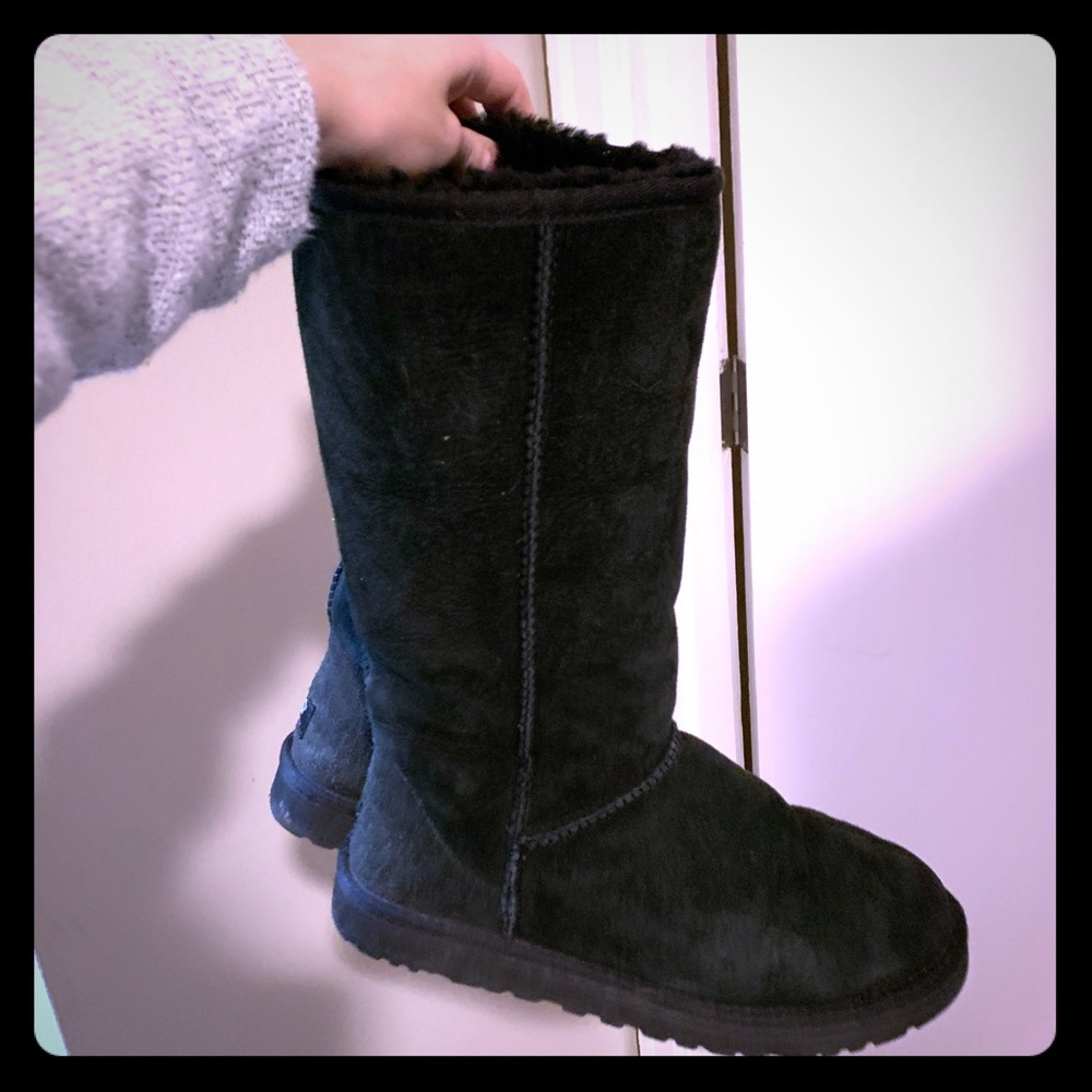Tall black Ugg boots. Size 7.